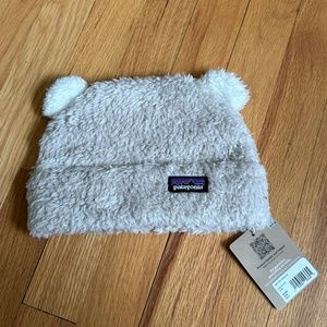 NWT - Patagonia Baby Furry Friends Fleece Hat